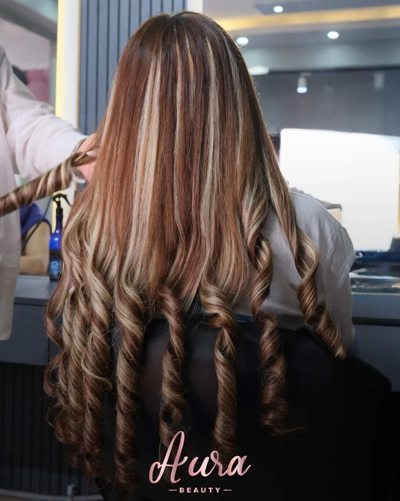 Aura Beauty için Grovia Studio çalışması