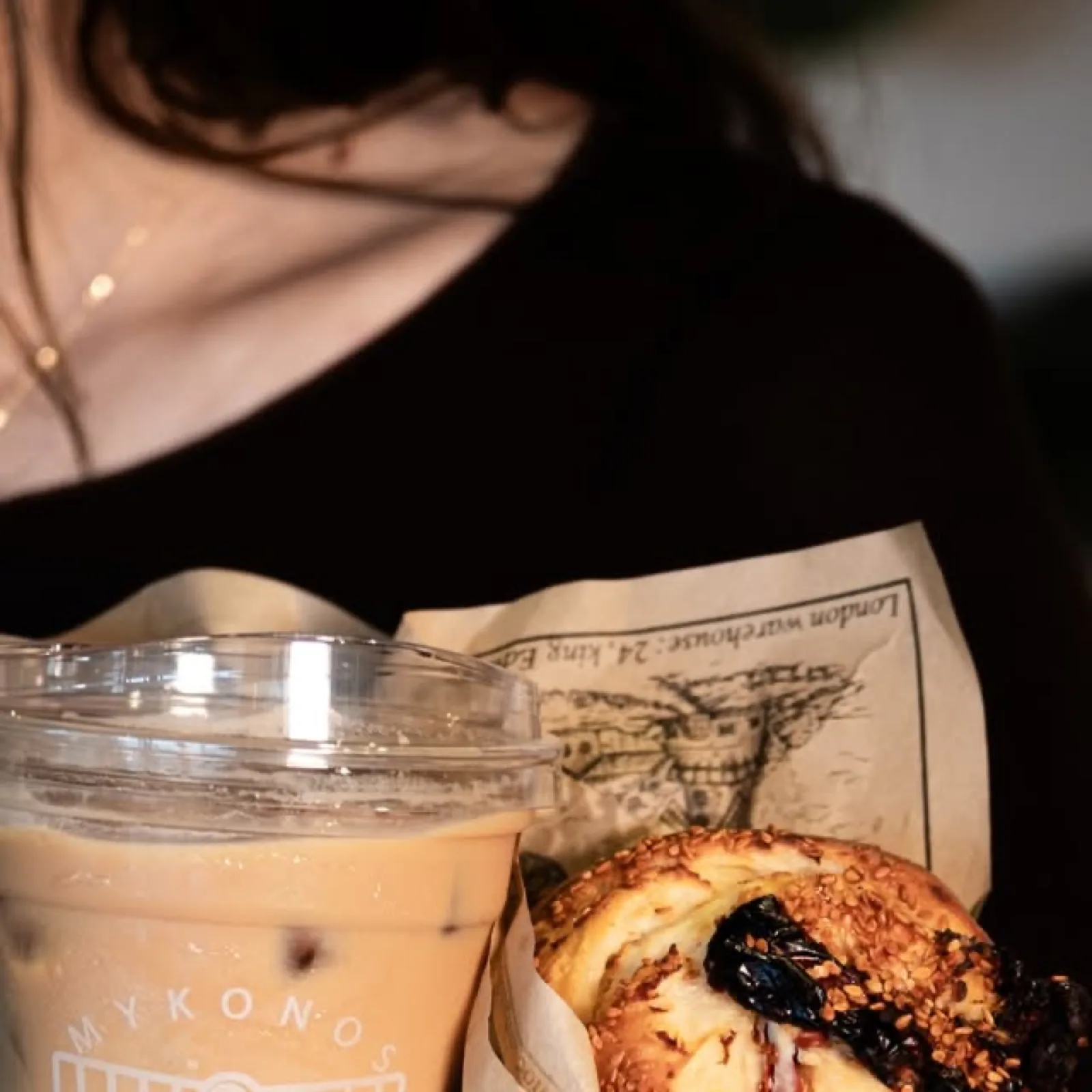 Mykonos Coffee — Gönderi tasarımı 10